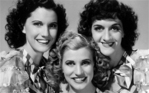 Andrews_sisters2_2466952b