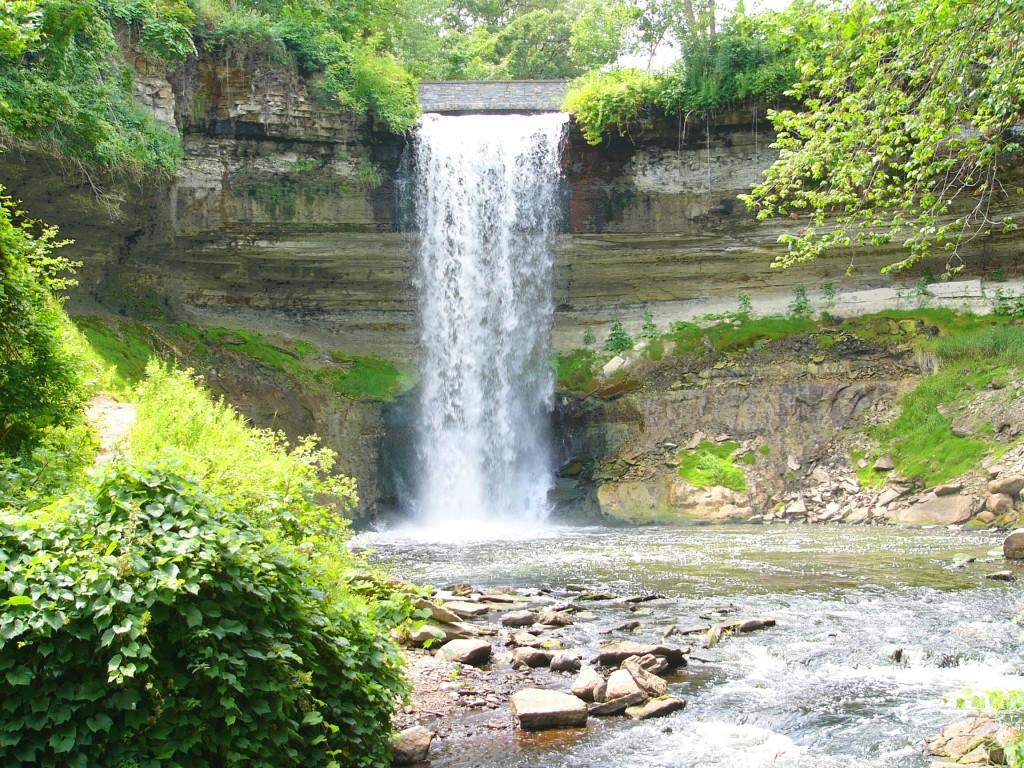 Minnehaha_Falls